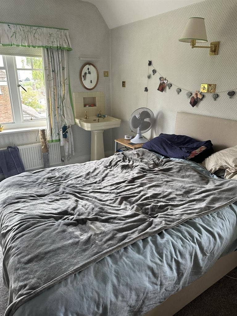 Spacious family Home - 4 bed