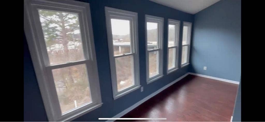 Athens GA bath Full Apartment