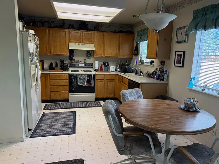 Room for Rent - move in immediately