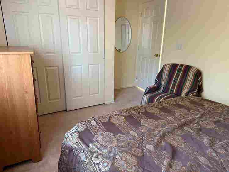 Room for Rent - move in immediately