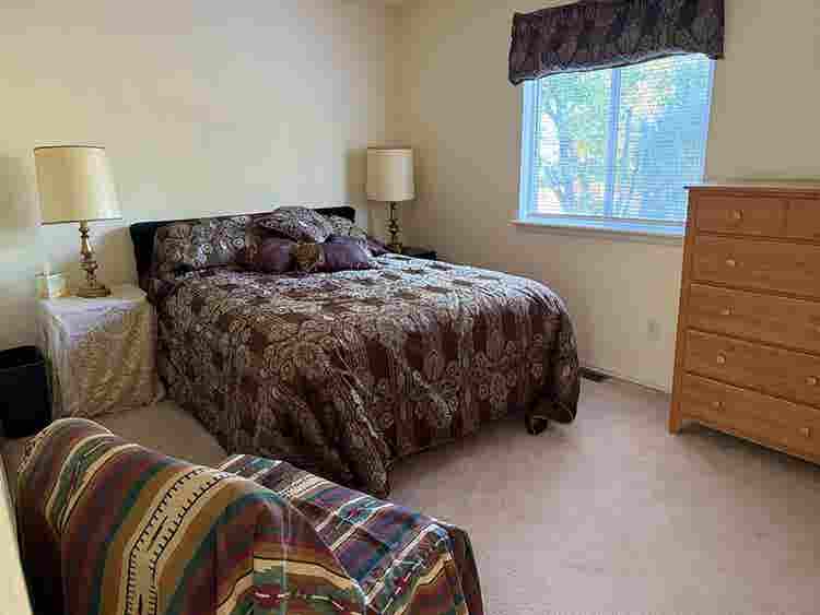 Room for Rent - move in immediately