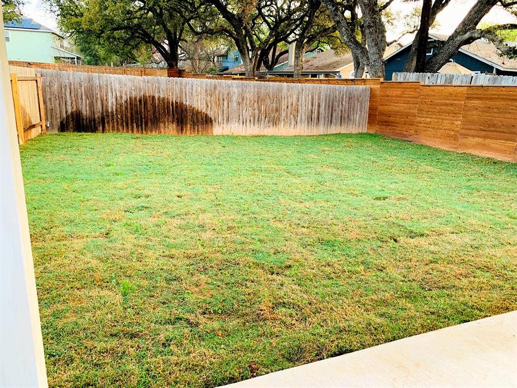 Large Room with Walk-in Closet