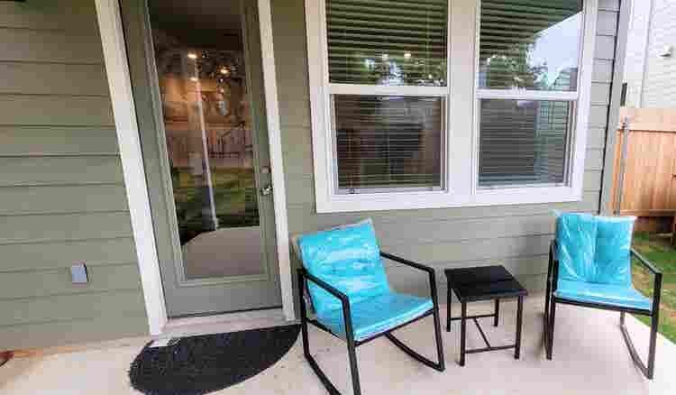 Large Room with Walk-in Closet