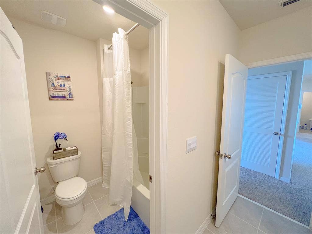 Beautiful Room & Utilities