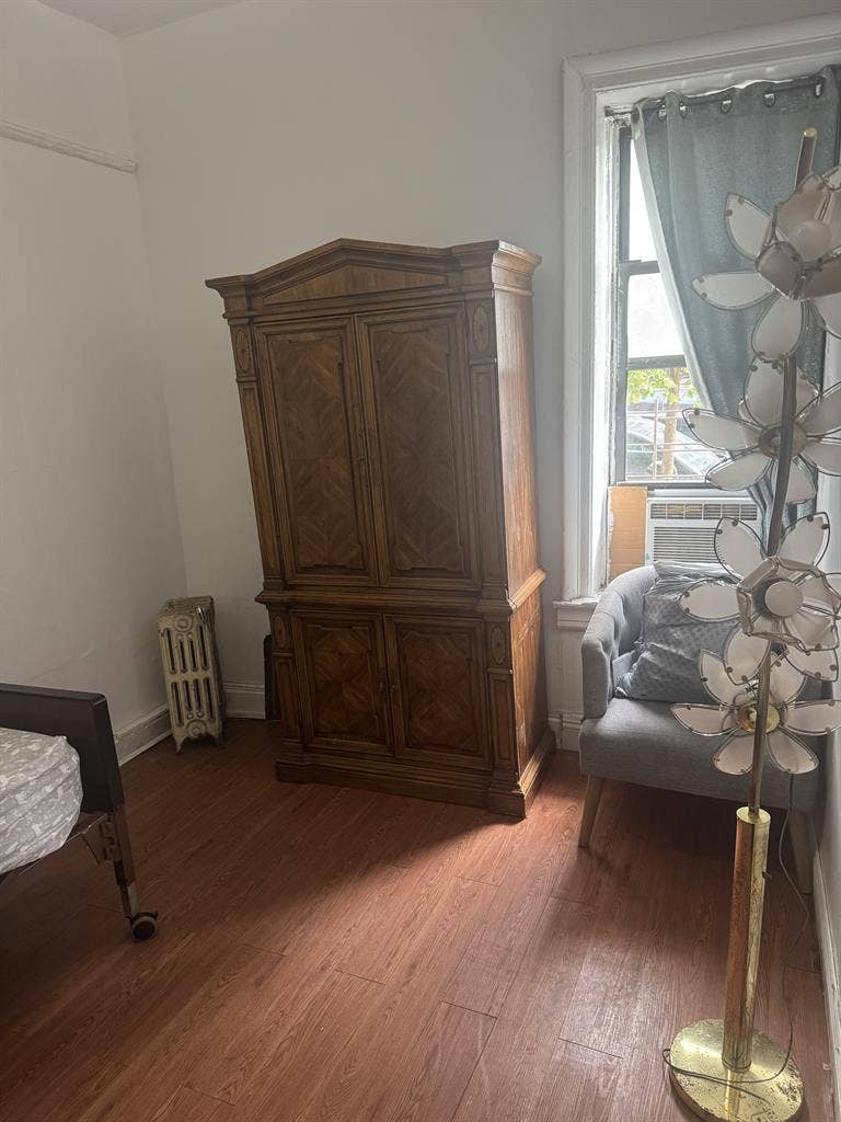 $/mo - Private Room