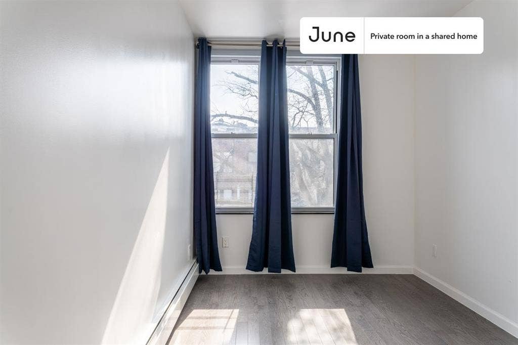 4 BR in New York City