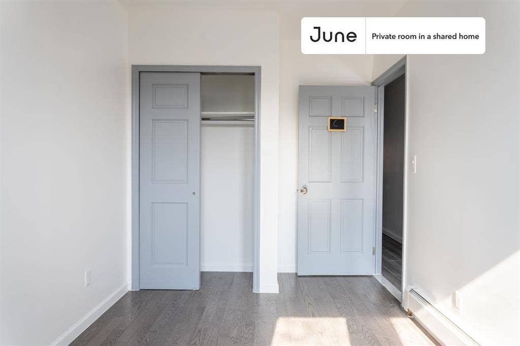 4 BR in New York City