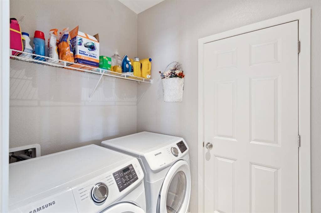 Looking for Roomie in Denver!