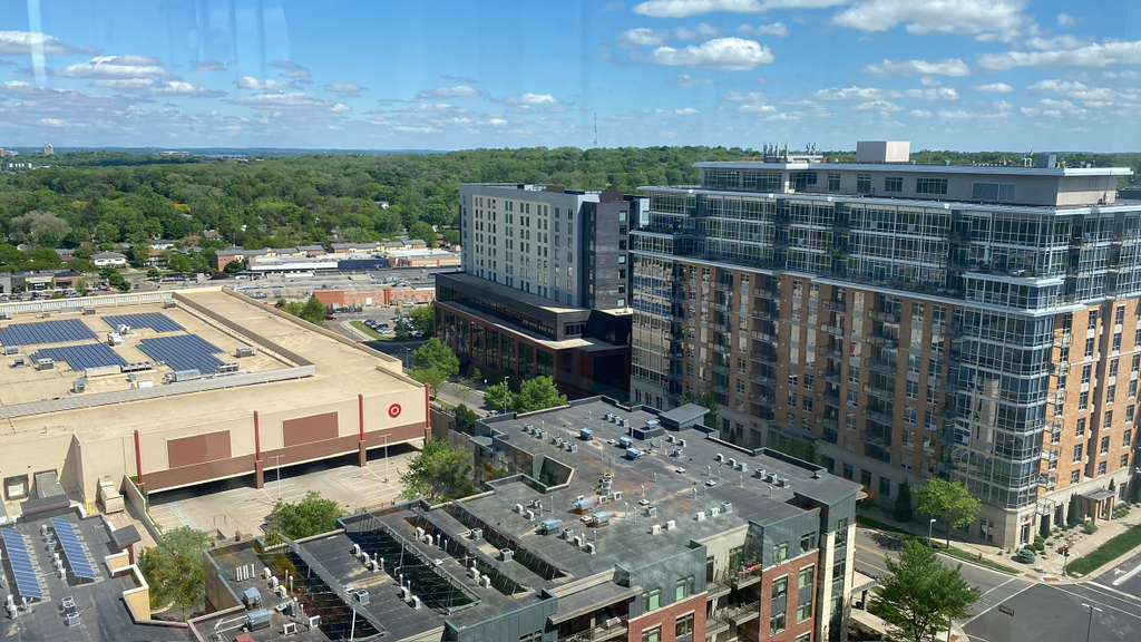 Beatiful Apt at EO Madison Yards