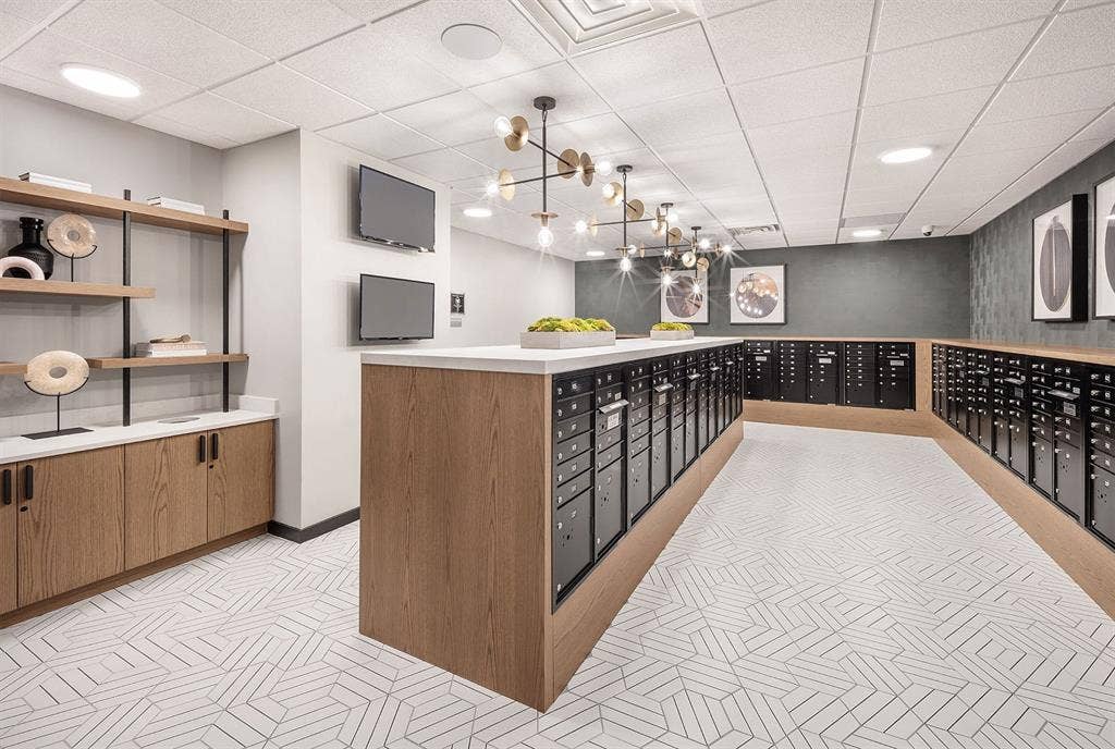 Beatiful Apt at EO Madison Yards