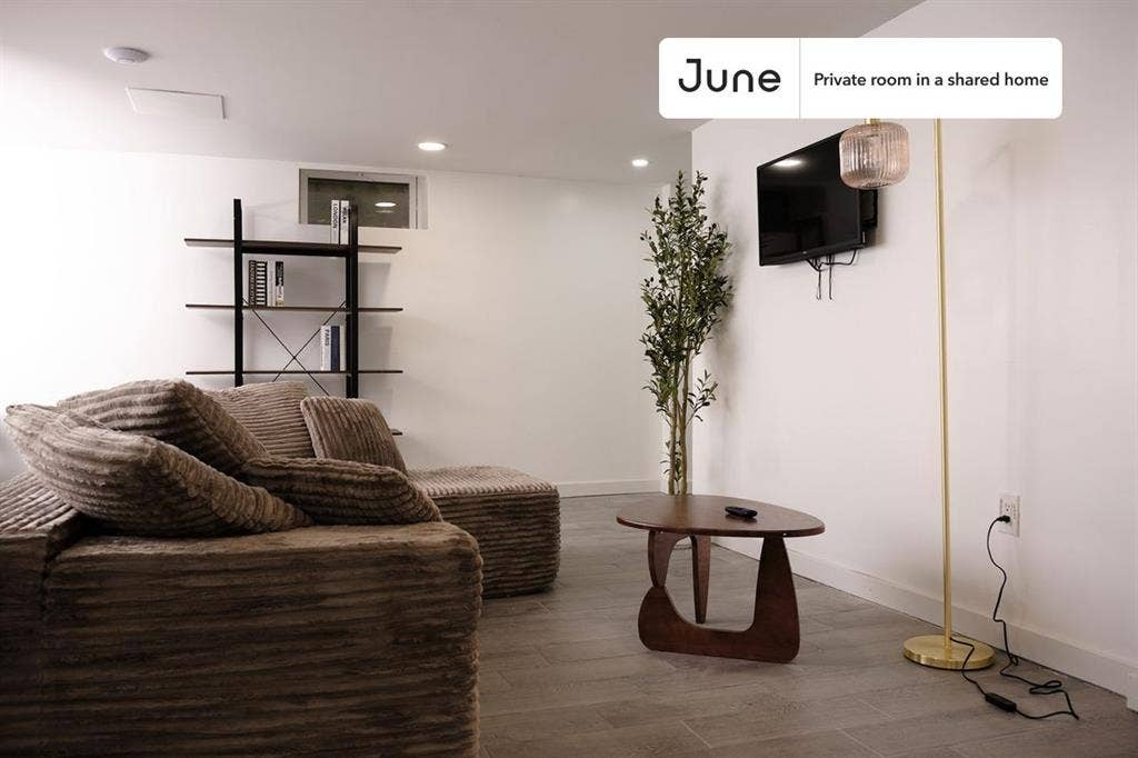 4 BR in New York City