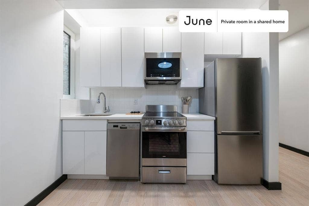 4 BR in New York City