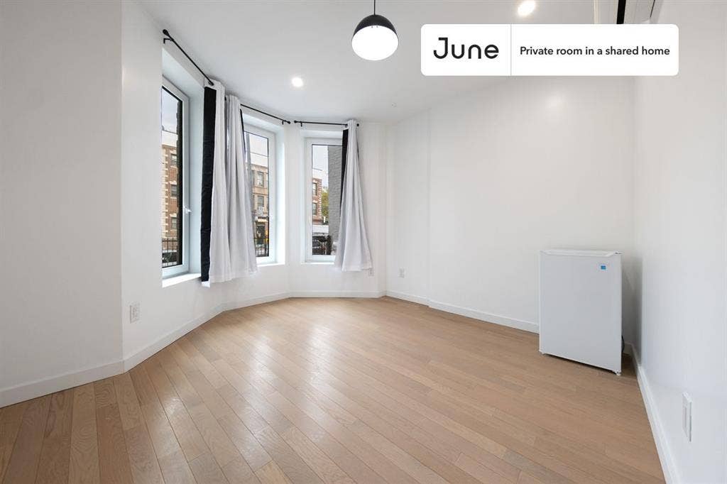 4 BR in New York City