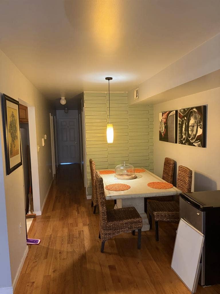 Roommate needed in newarkNewark