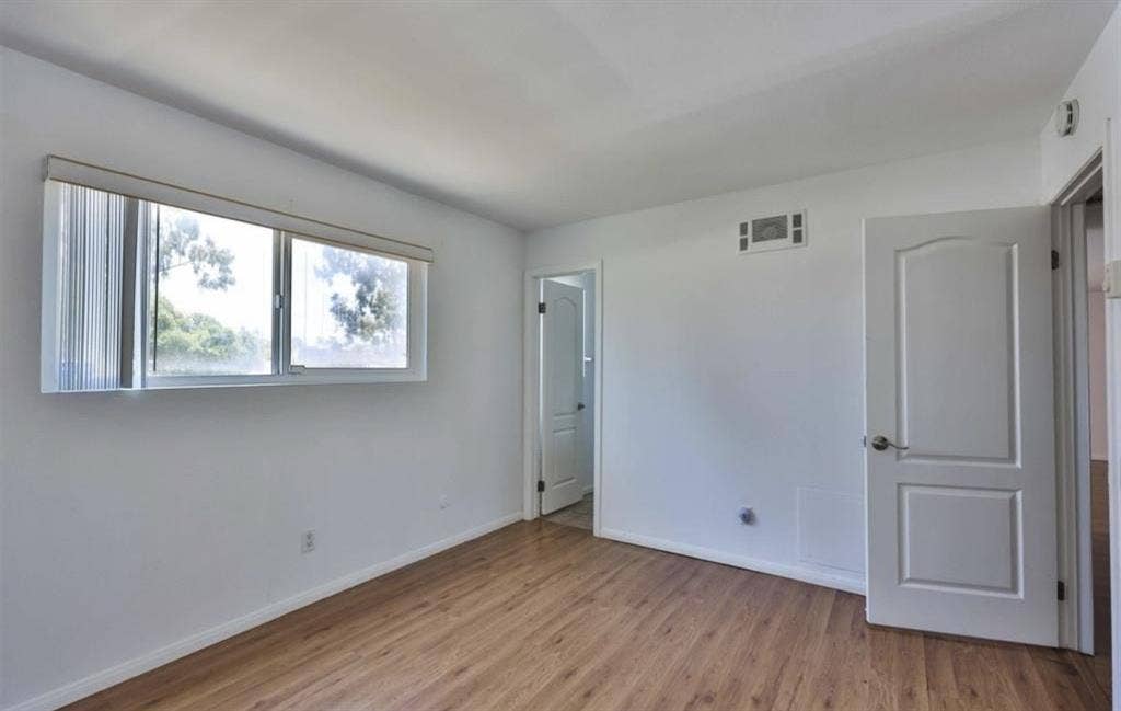 Roommate needed ASAP