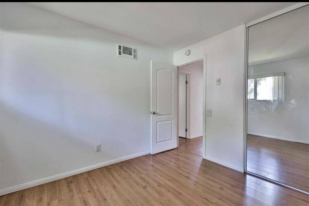 Roommate needed ASAP