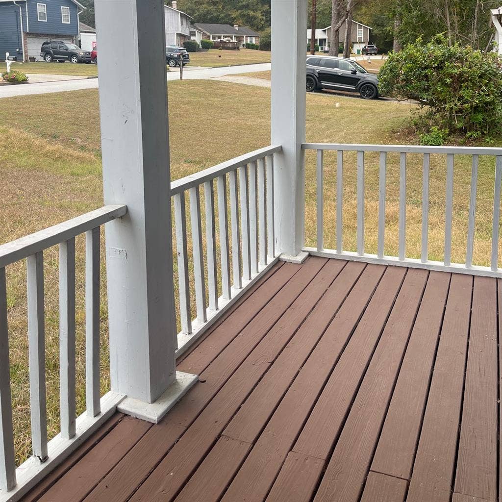 Room For Rent In Cozy Home!