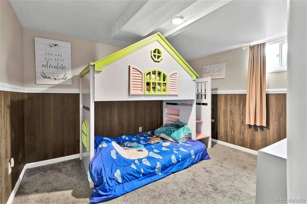 Room in Lakewood for rent