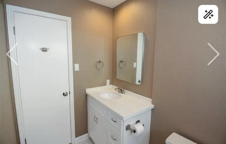 Looking for a roommate