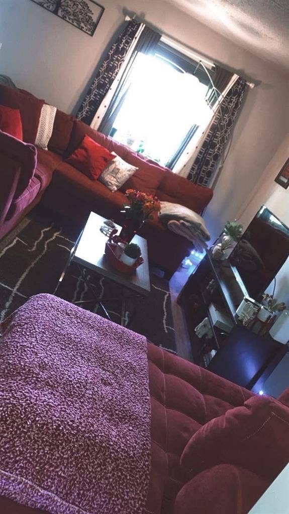 Seeking roomate for cozy townhouse