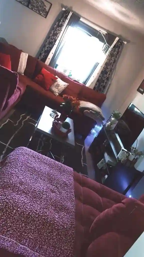 Seeking roomate for cozy townhouse