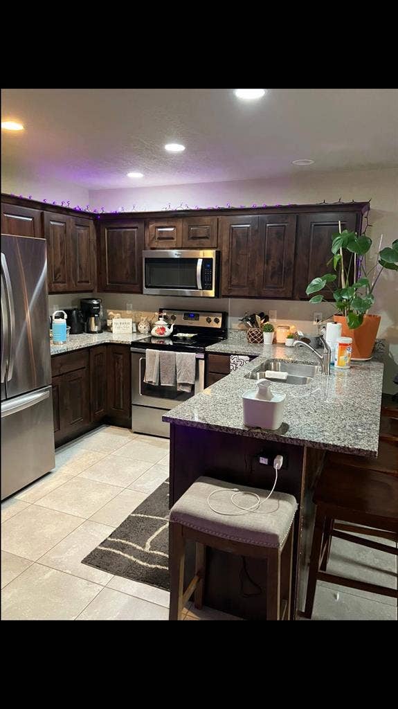 Seeking roomate for cozy townhouse