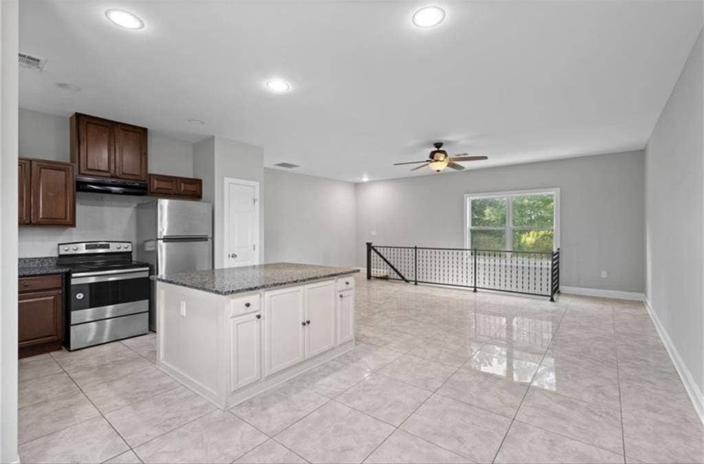 Renting a room in my housee