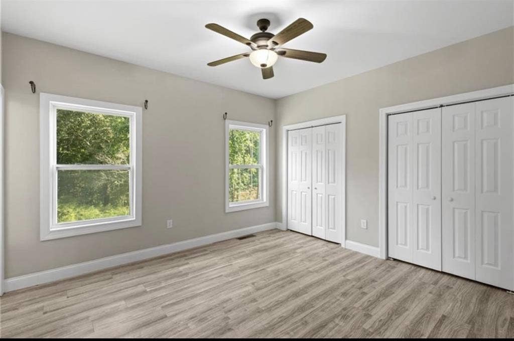 Renting a room in my housee