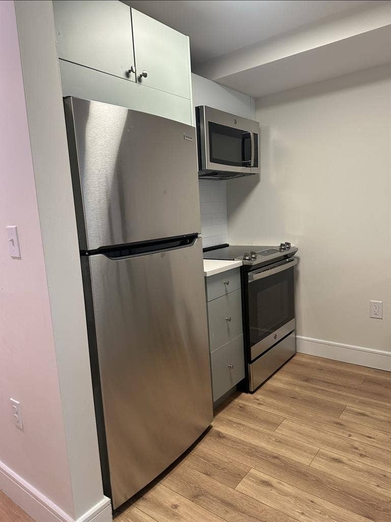 LeaseTransfer one bed