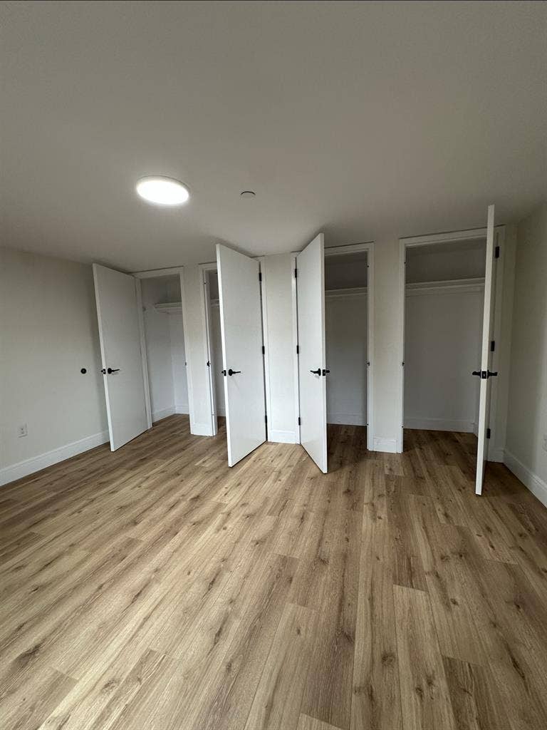 LeaseTransfer one bed