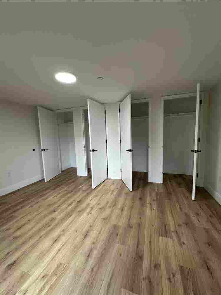 LeaseTransfer one bed