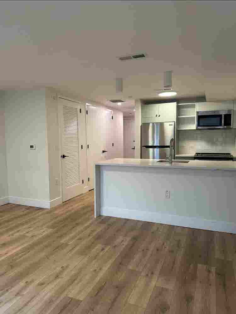 LeaseTransfer one bed