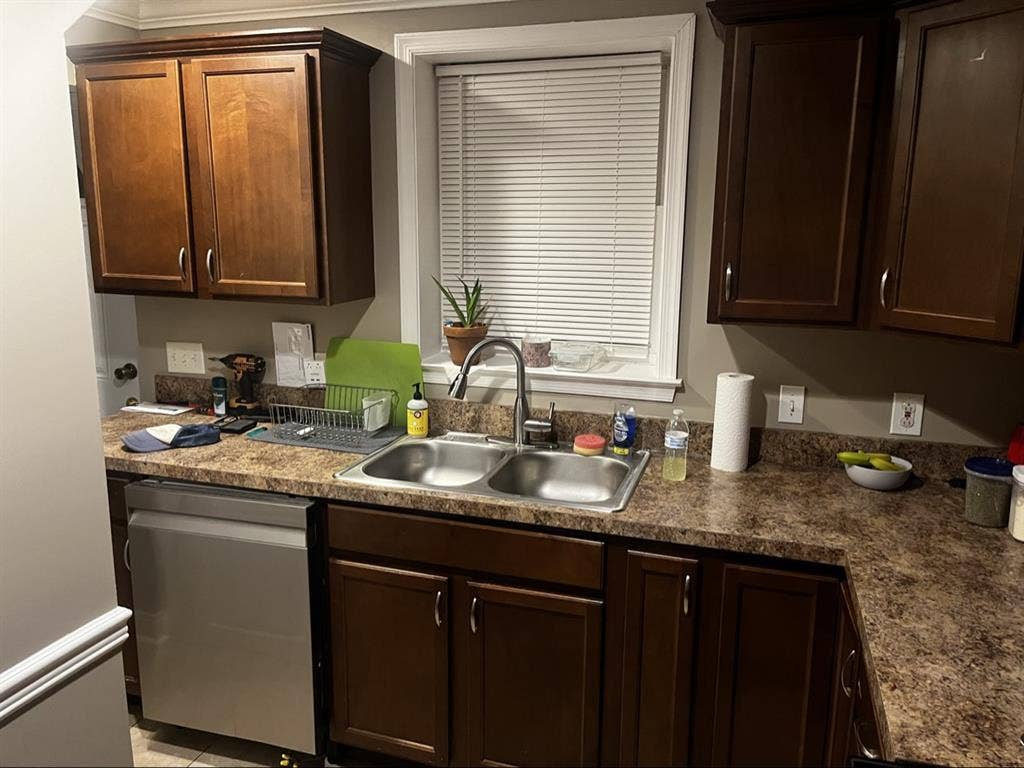 Roommate needed Wilmington de
