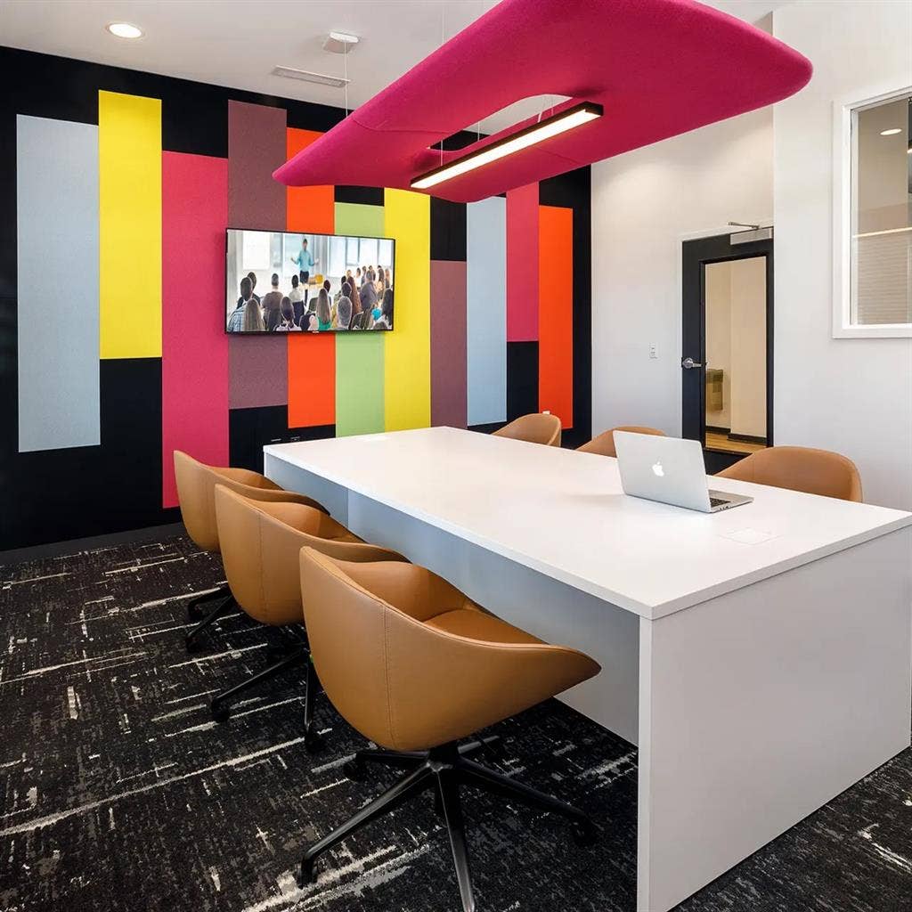 RELET squire hill apartments