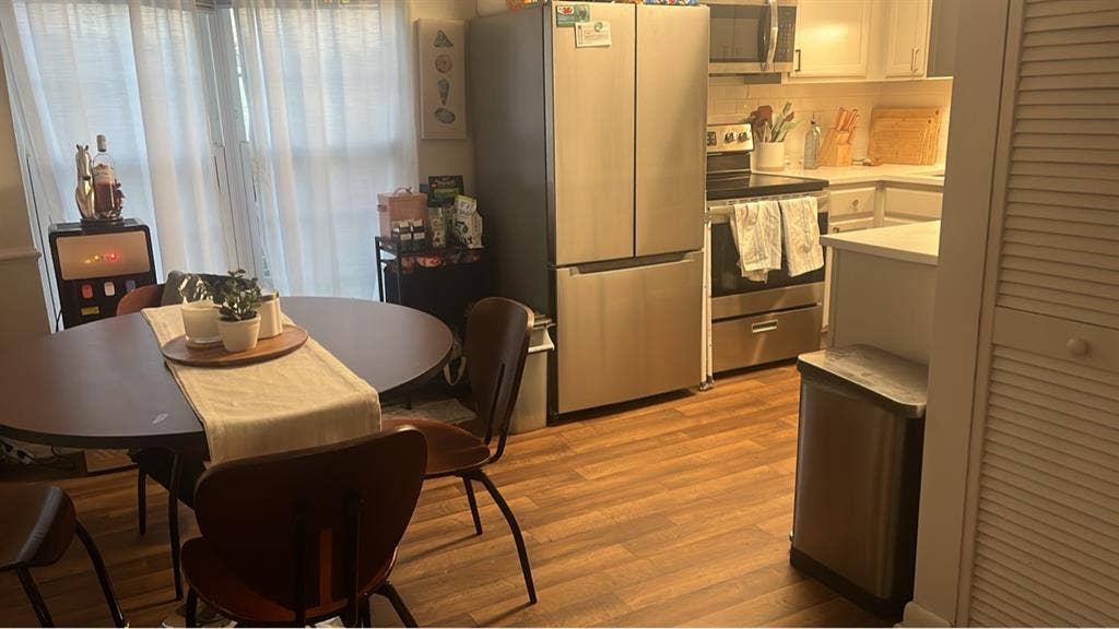 RELET squire hill apartments