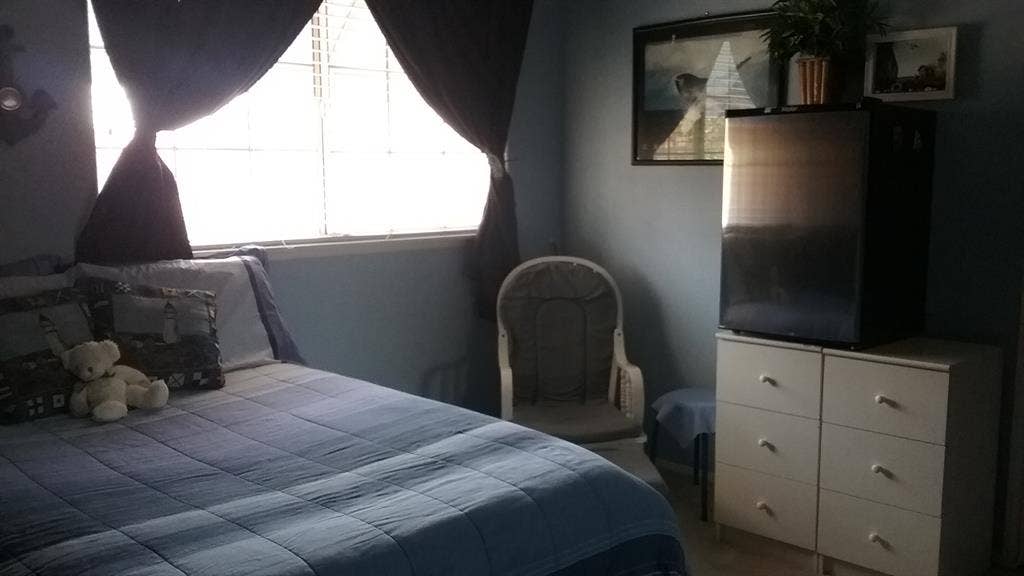 Room for Rent Large Beautiful Home