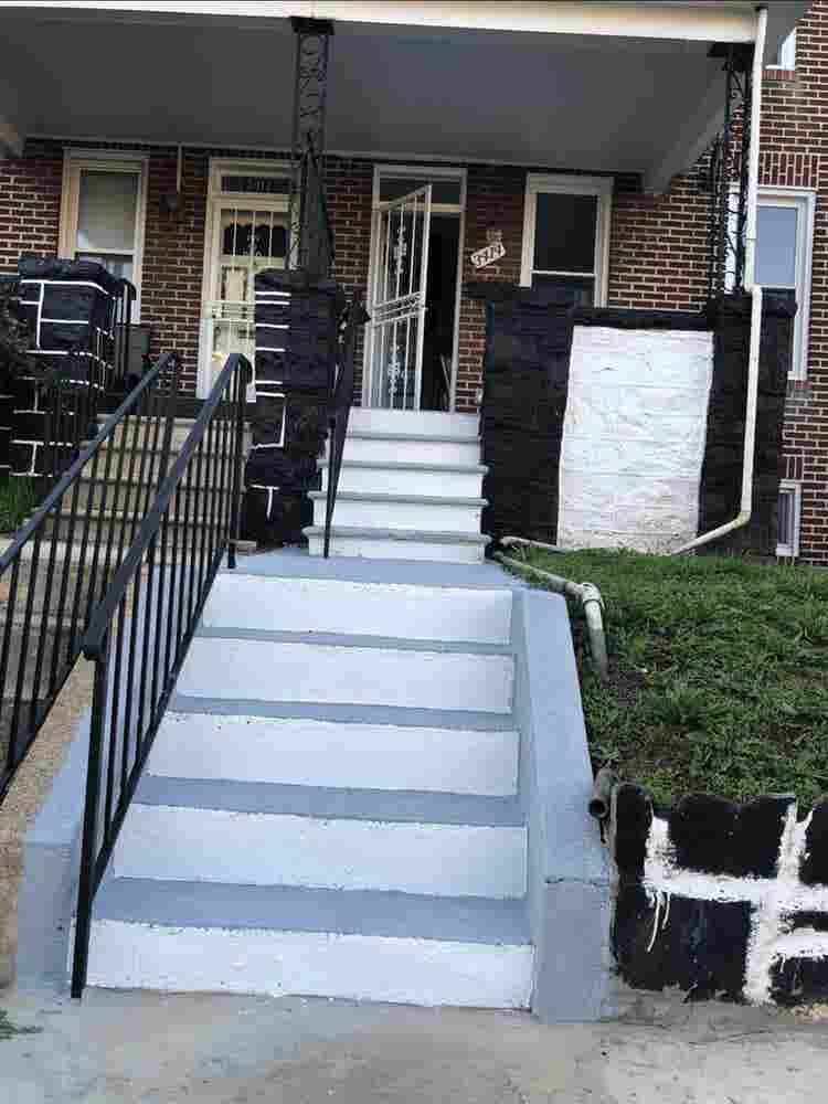 $ Very Small Room BelAir-Edison