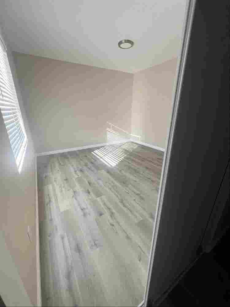 2 ROOMS AVAILABLE ASAP MOVE IN