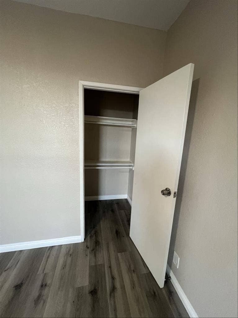2 ROOMS AVAILABLE ASAP MOVE IN