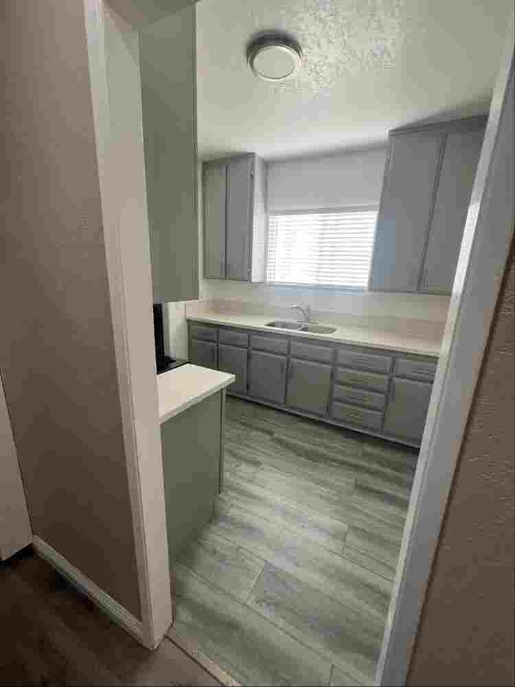 2 ROOMS AVAILABLE ASAP MOVE IN