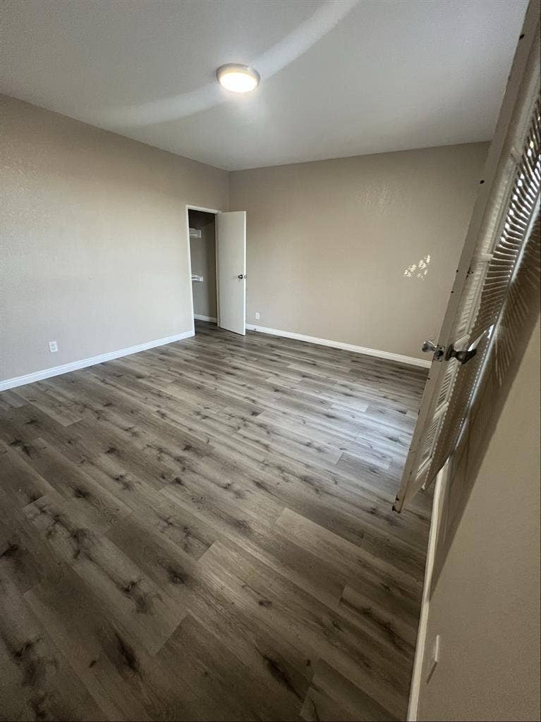 2 ROOMS AVAILABLE ASAP MOVE IN