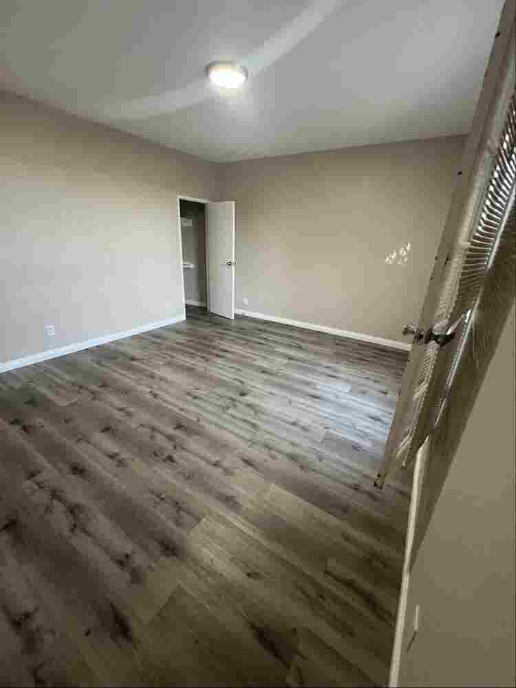 2 ROOMS AVAILABLE ASAP MOVE IN