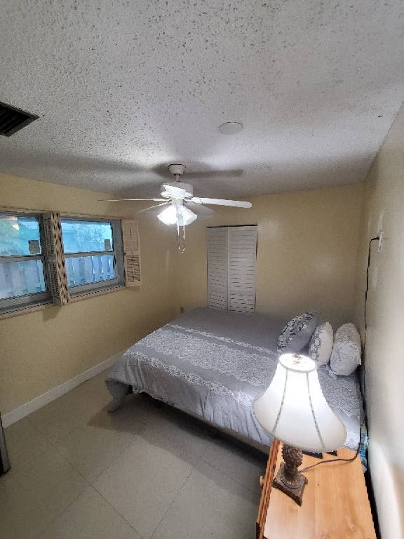 bath (READ DESCRIPTION)