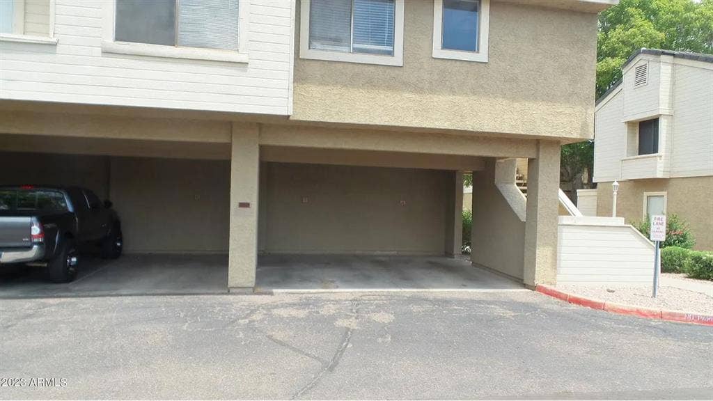 In Need of New Roommatees