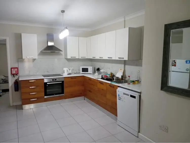 Private Bathroom-Sliema