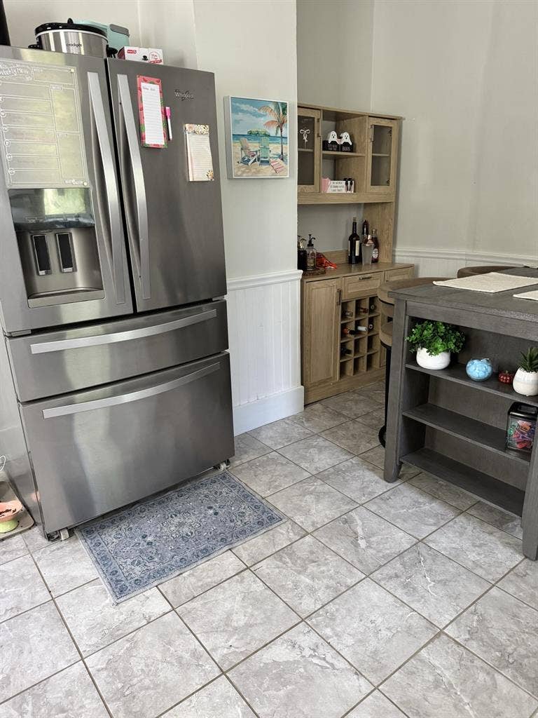 Private room for rent