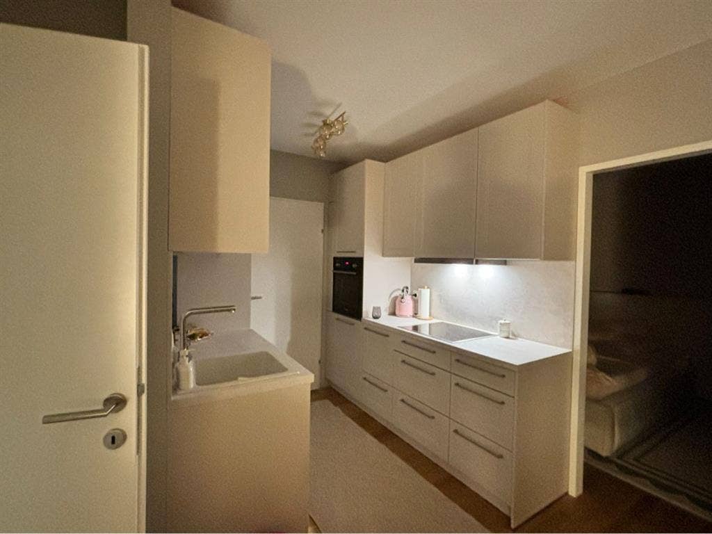 Cozy room for rent-m