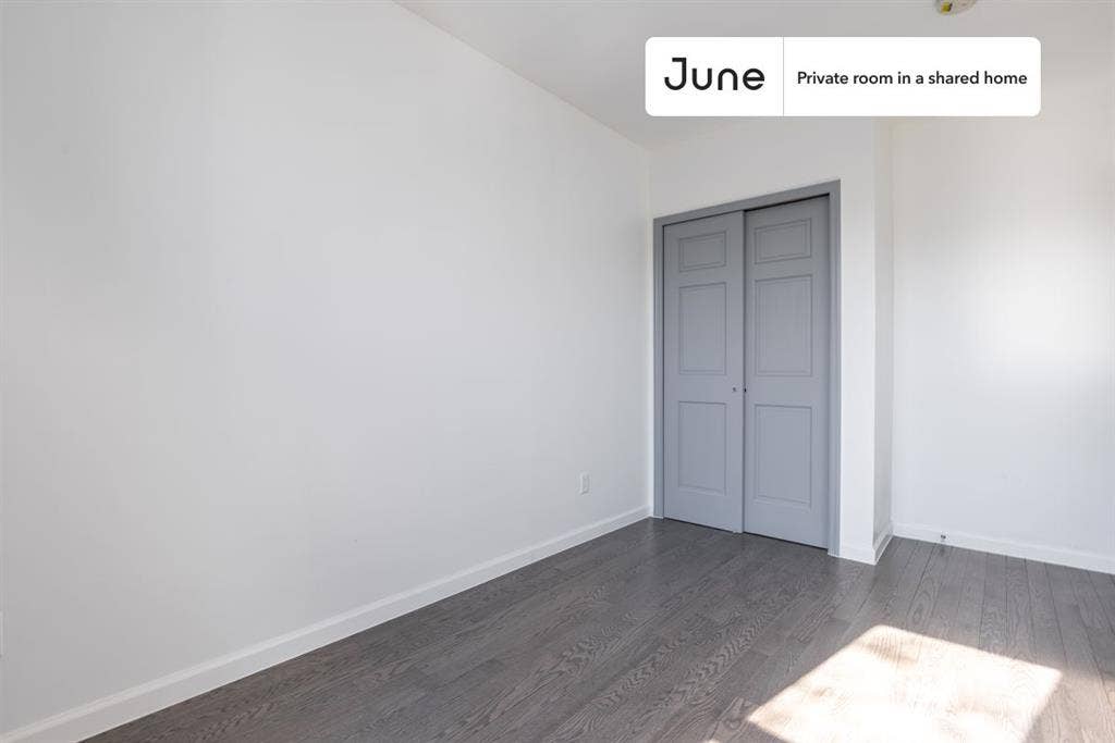 4 BR in New York City