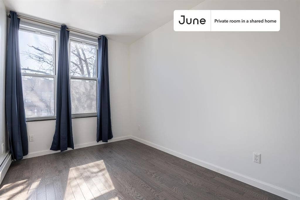 4 BR in New York City