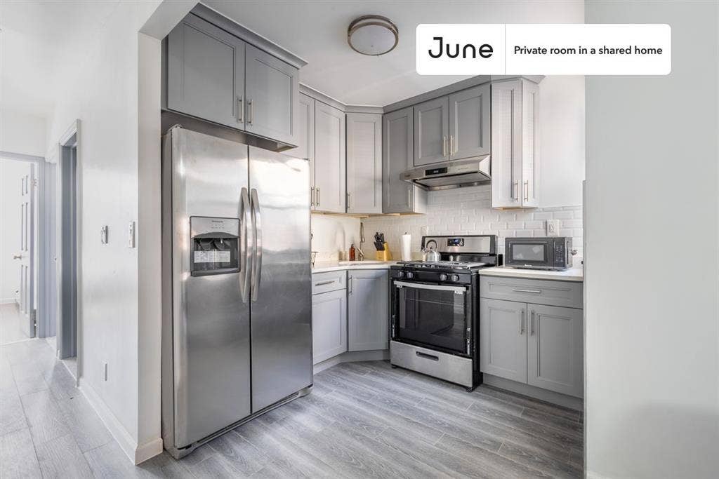 4 BR in New York City